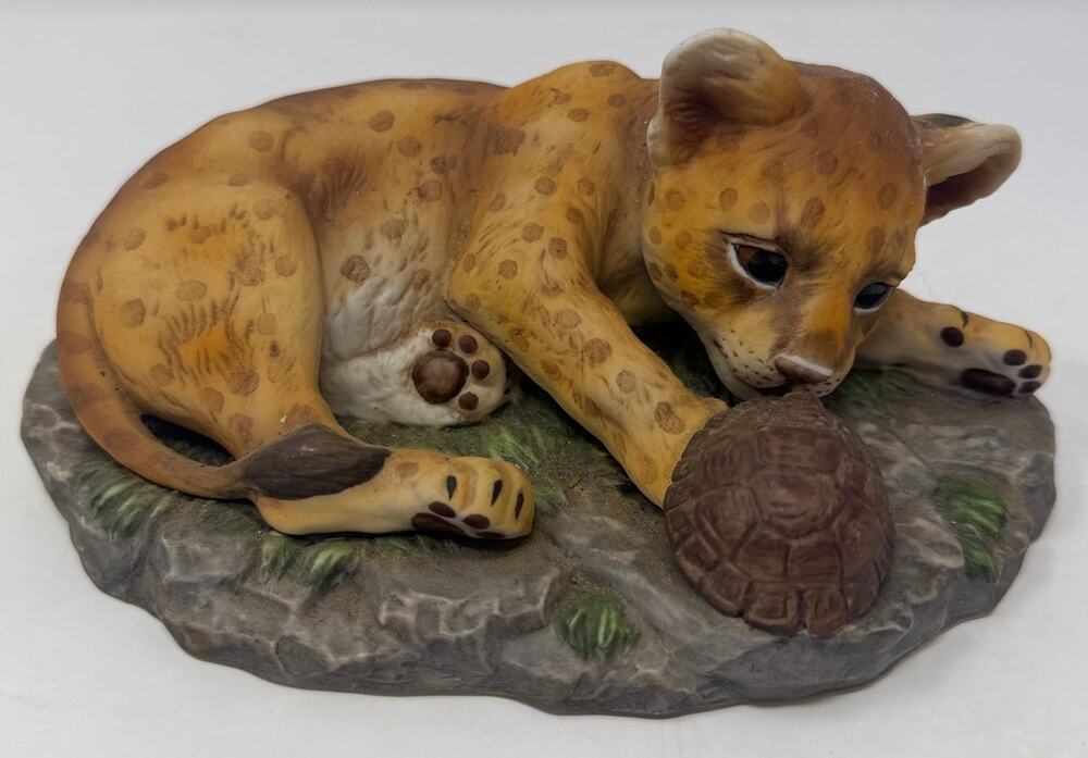 Homco Masterpiece Porcelain 1985 Lion Cub and Turtle on a Rock-